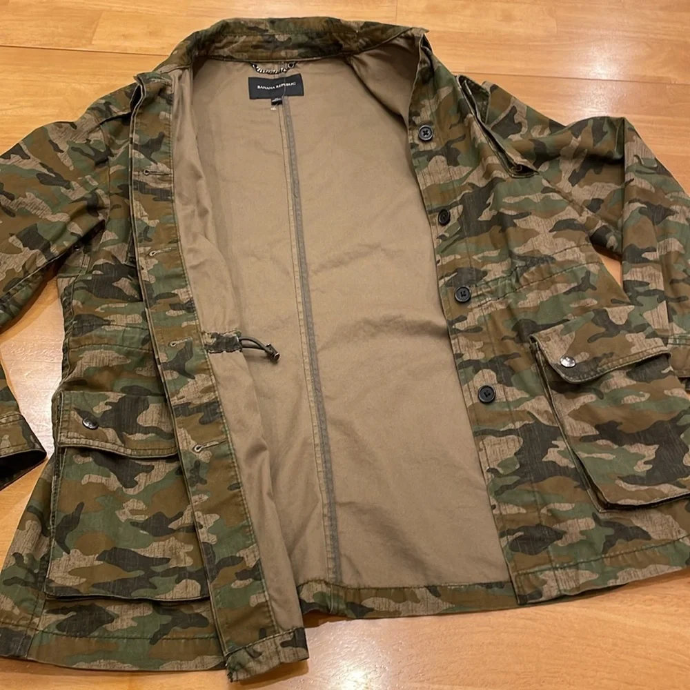Banana Republic Men’s Army Camo 4 Pocket Jacket Medium Button Down Military Coat